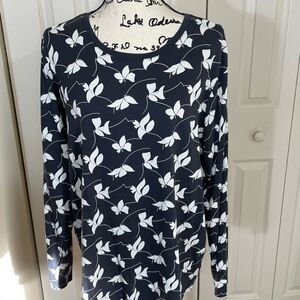 Lands’ End Women’s XL Relaxed Fit Floral Pull Over Top Long Sleeve Lightweight